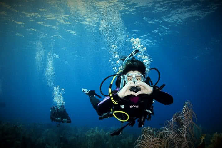 Make Sone Bubbles - Scuba Diving Blog